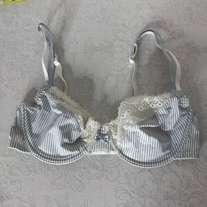 Passionata French Lingerie LOVELY Collection Underwire Bra Lace Detail Size 36C